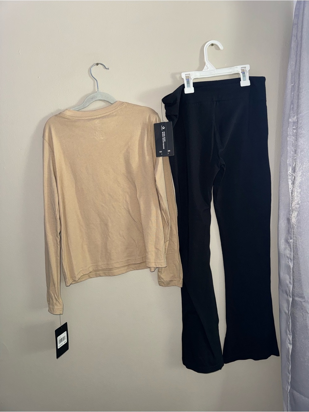 Converse Beige Logo Long Sleeve Top & Black Logo Boot-Cut Pants - Kids - Picture 4 of 6